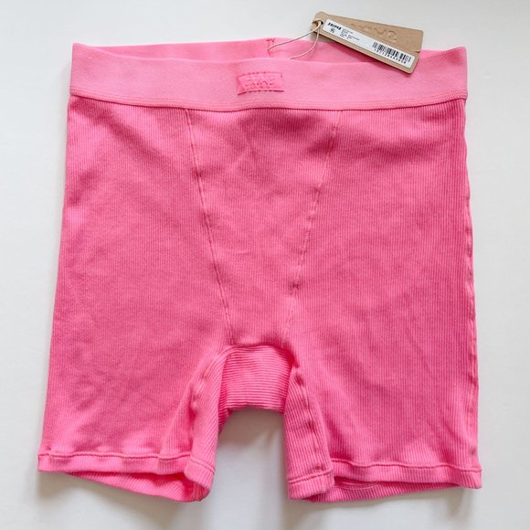 NWT SKIMS Cotton Rib Boxer Shorts Small Pink - Picture 2 of 4